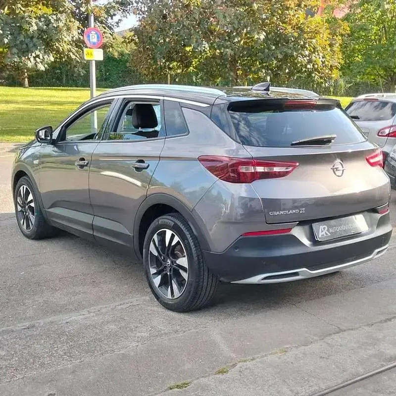 Usado Opel Grandland X Ultimate 131 CV (96 kW) 2021 Gris SUV