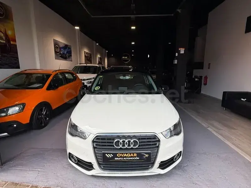 Usado Audi A1 Ambition 105 CV (77 kW) 2011 Blanco Utilitario