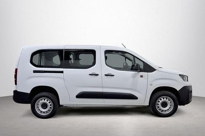 Usado Peugeot Partner 130 CV (95 kW) 2021 Monovolumen