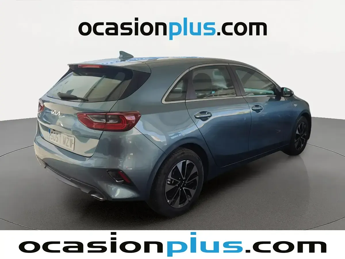 Usado Kia Ceed 100 CV (73 kW) 2025 Gris Utilitario