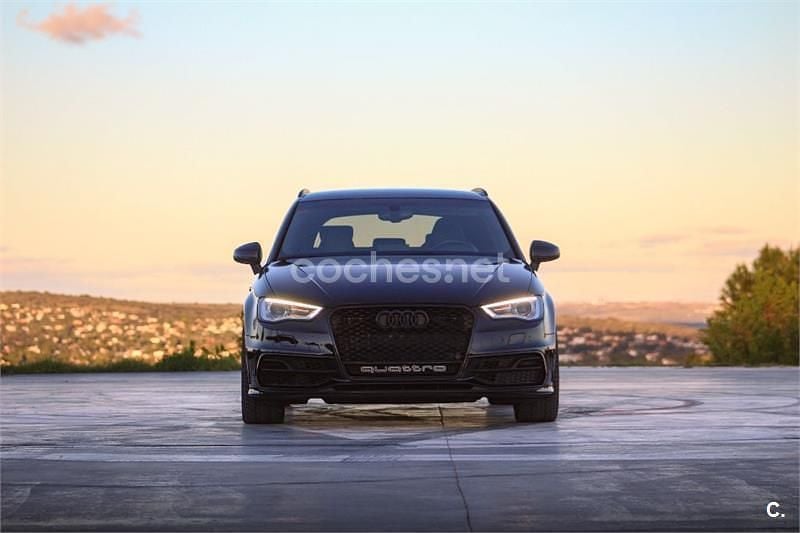 Usado Audi S3 Sport 300 CV (220 kW) 2014 Negro Berlina