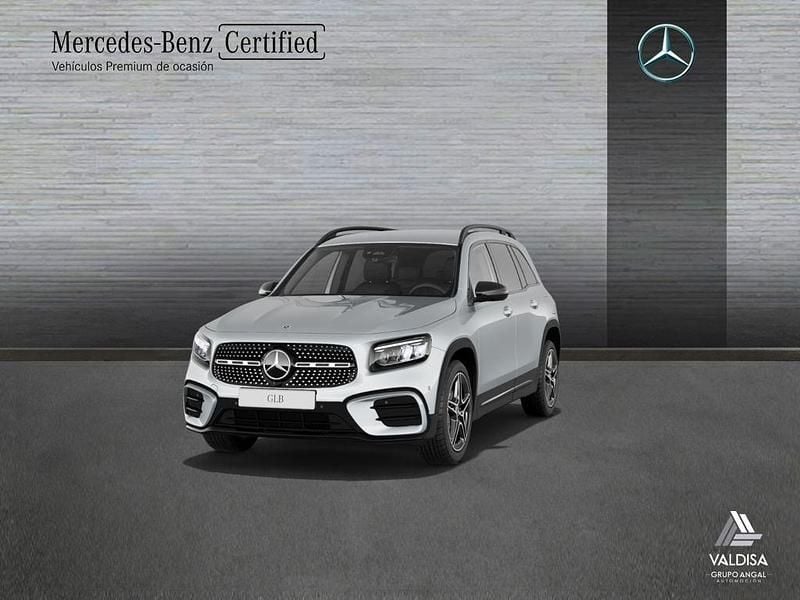 Negro Usado 2024 Mercedes GLB200 AMG line SUV | 45.400 € (Precio justo) - Imagen 1/4