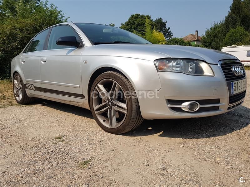 Gris / plata Usado 2005 Audi A4 Berlina | 8500 € - Imagen 1/4
