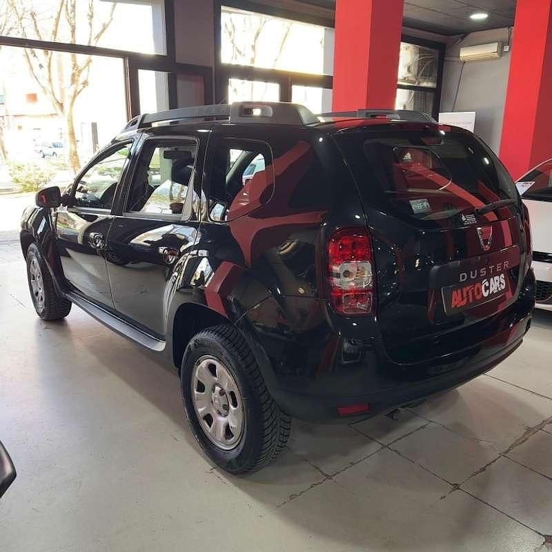 Usado Dacia Duster Lauréate 110 CV (80 kW) 2014 Negro SUV