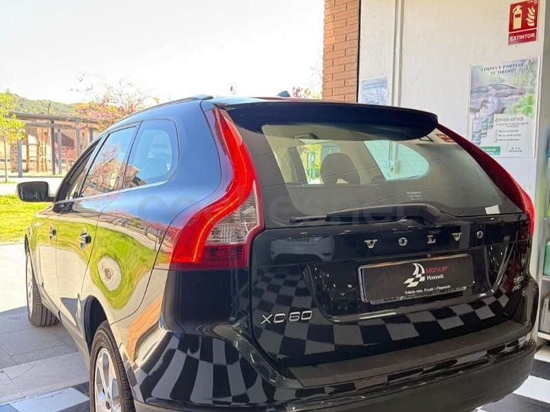 Usado Volvo XC60 Momentum 163 CV (119 kW) 2009 Negro SUV