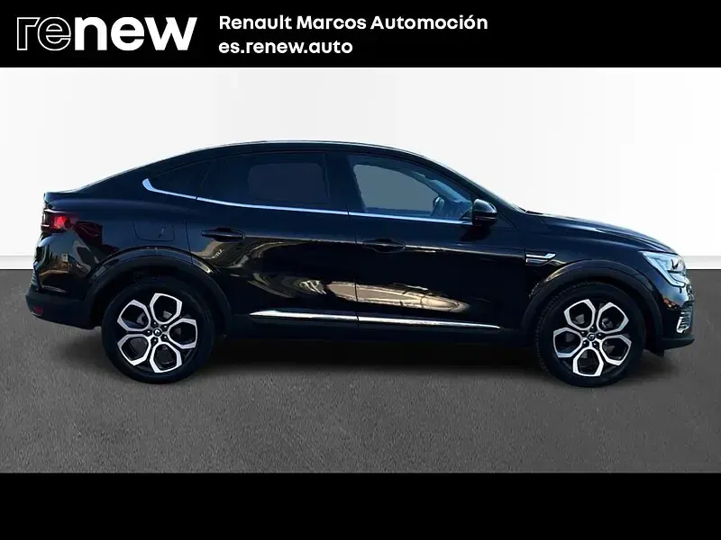 Usado Renault Arkana Techno 145 CV (106 kW) 2023 Negro SUV