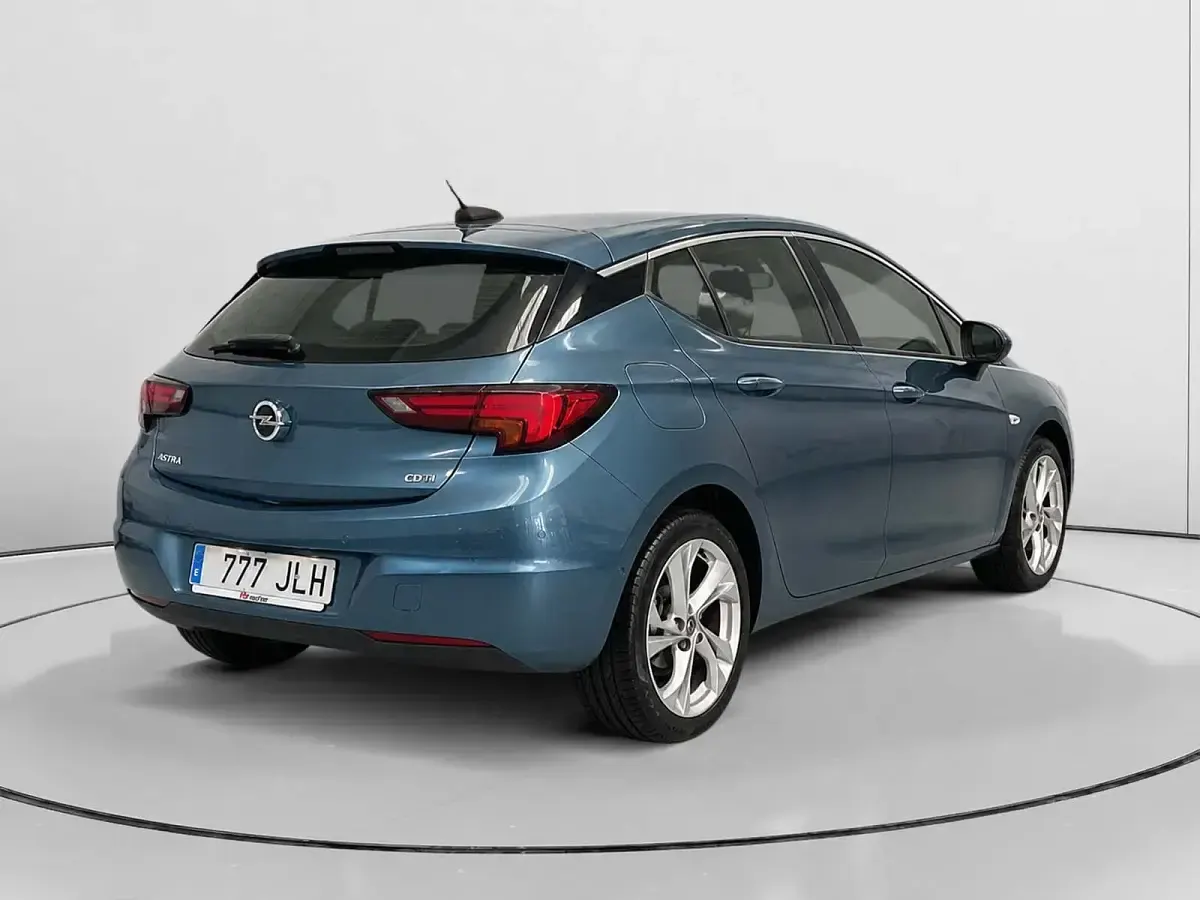 Usado Opel Astra 110 CV (80 kW) 2016