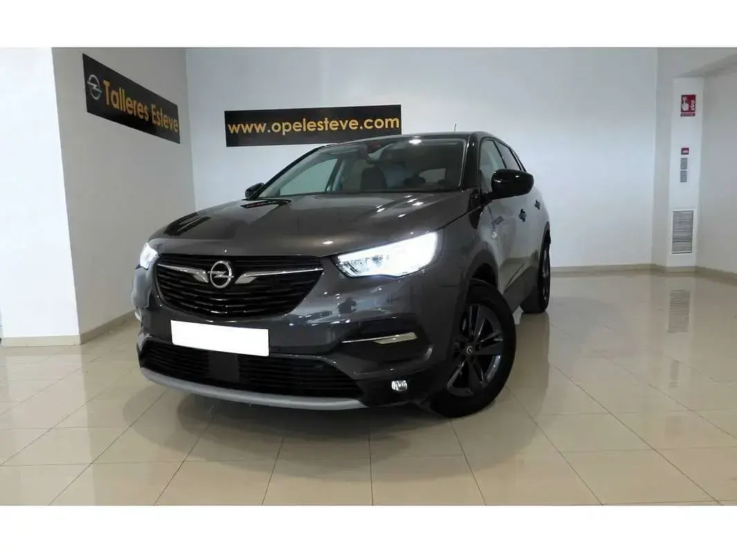 Usado Opel Grandland X Design & Tech 131 CV (96 kW) 2021 Gris SUV