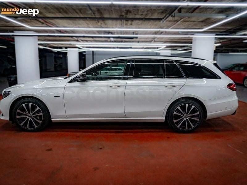 Usado Mercedes E300 306 CV (225 kW) 2019 Blanco Familiar