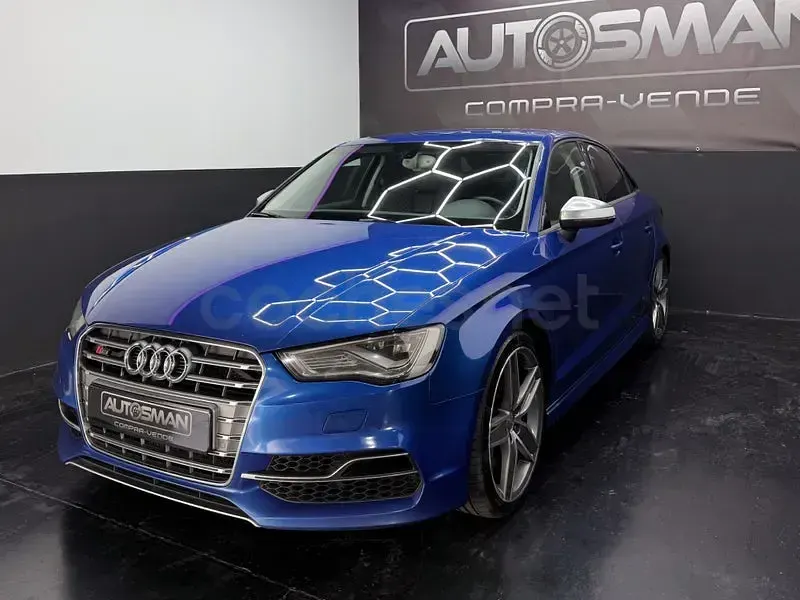 Usado Audi A3 Sport 300 CV (220 kW) 2015 Azul Berlina