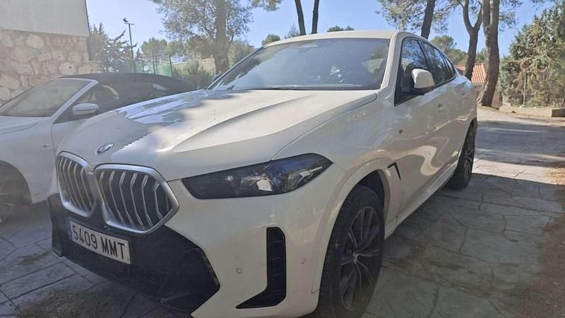 Usado BMW X6 M Sport 298 CV (219 kW) 2024 Blanco SUV