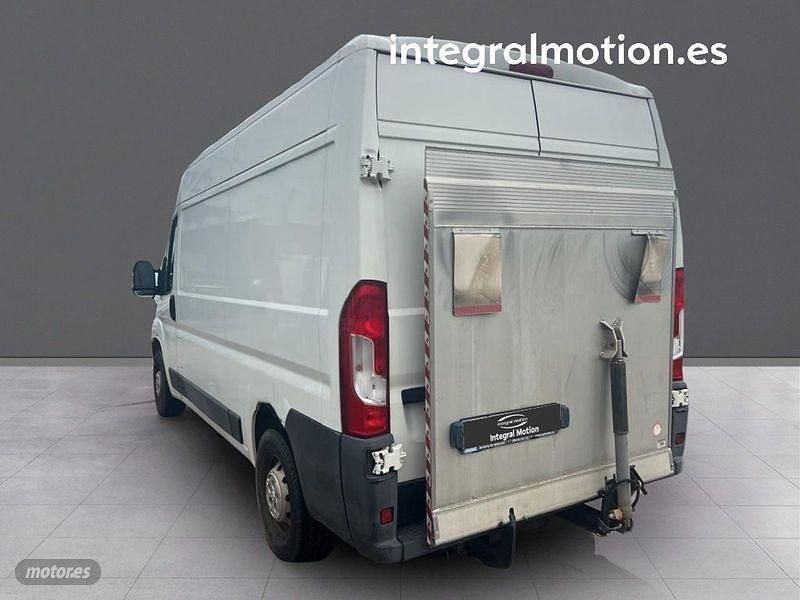 Usado Peugeot Boxer 131 CV (96 kW) 2018 Blanco Van