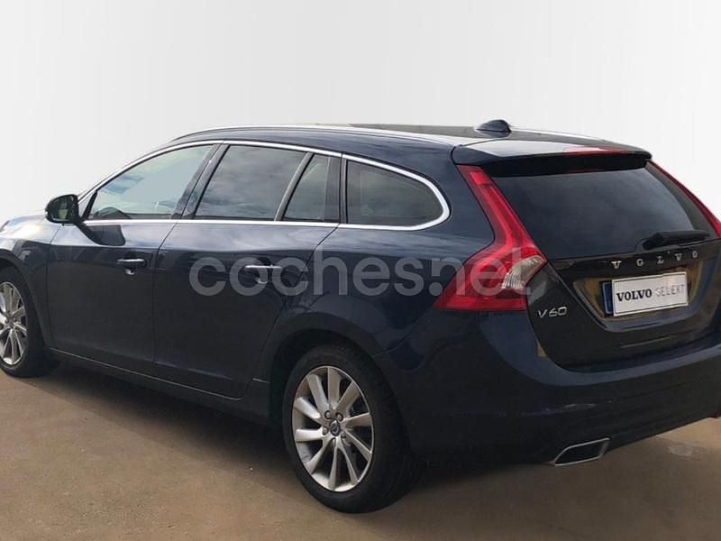 Usado Volvo V60 Summum 190 CV (139 kW) 2015 Azul Familiar
