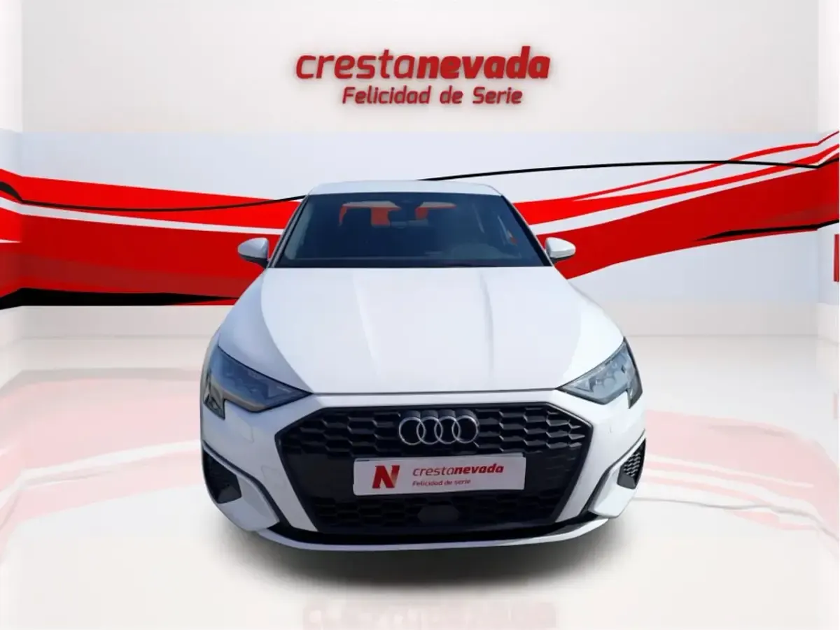 Usado Audi A3 Sportback e-tron S-Line 110 CV (80 kW) 2023 Blanco Utilitario