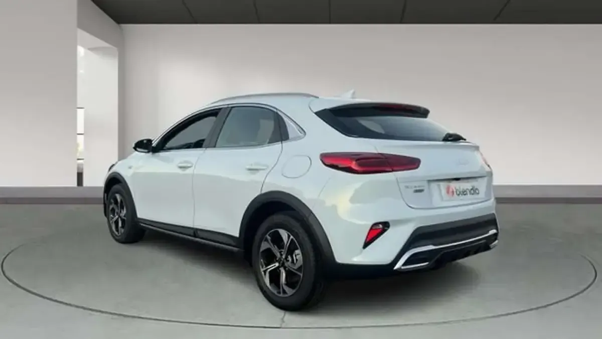 Nuevo Kia XCeed 116 CV (85 kW) 2026 Blanco SUV