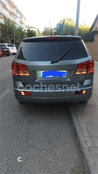 Käytetty Dodge Journey SE 140 HP (102 kW) 2011 Harmaa Katumaasturi