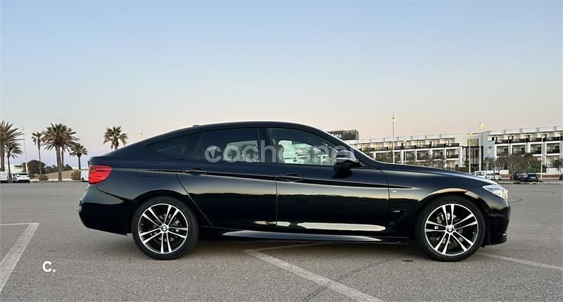Usado BMW 320 Gran Turismo 184 CV (135 kW) 2015 Negro Berlina