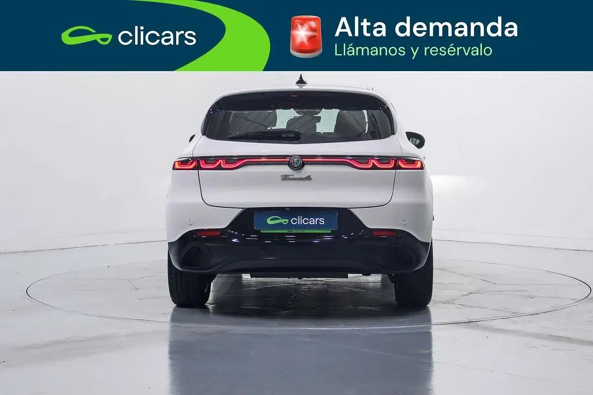 Usado Alfa Romeo Tonale Sprint 160 CV (117 kW) 2025 Blanco SUV