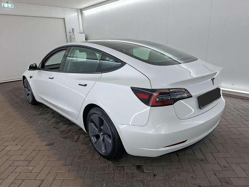Usado Tesla Model 3 Standard Range 239 kW (325 CV) 2021 Blanco Berlina