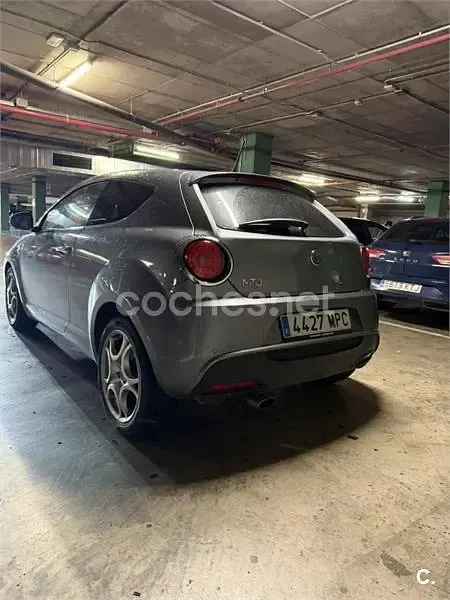 Usado Alfa Romeo MiTo Progression 95 CV (69 kW) 2011 Gris / plata Utilitario