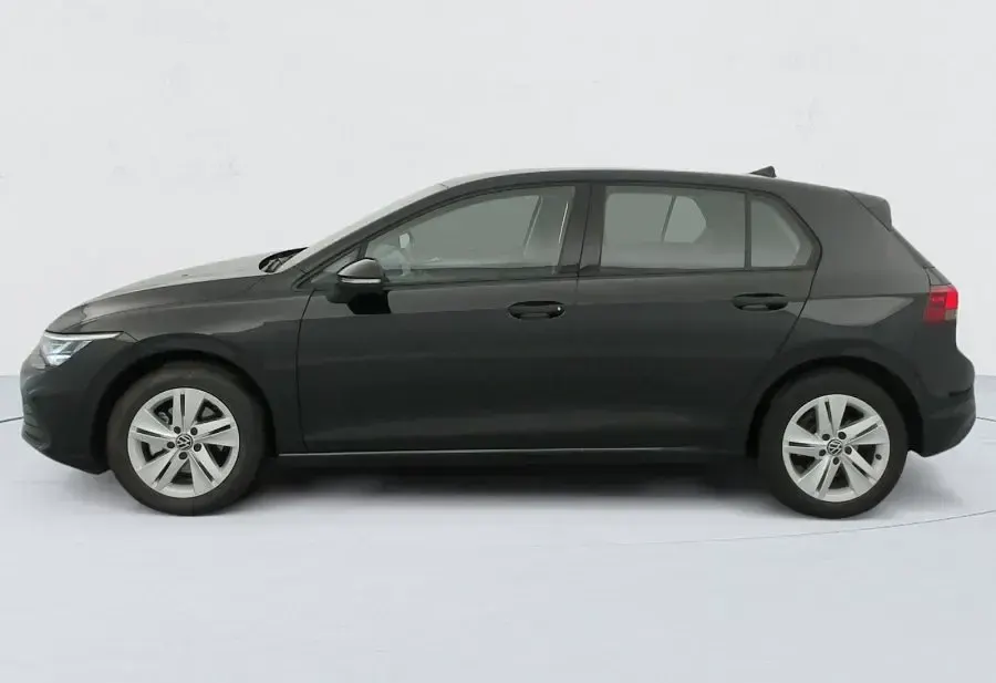 Usado VW Golf VIII Life 110 CV (80 kW) 2023