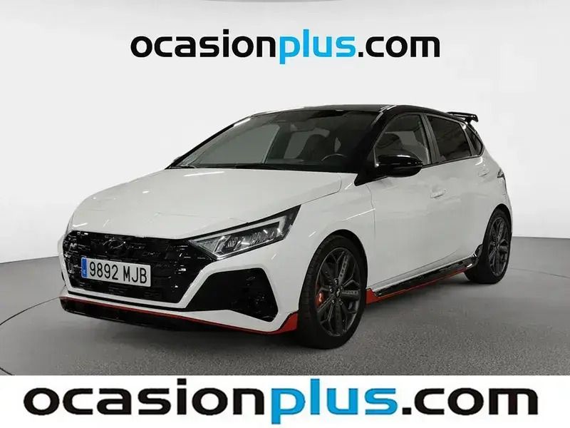 Blanco Usado 2023 Hyundai i20 Utilitario | 28.455 € (Un poco caro) - Imagen 1/4