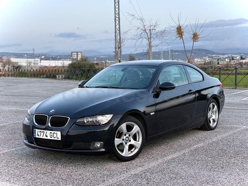 Usado BMW 320 177 CV (130 kW) 2008 Negro Coupe