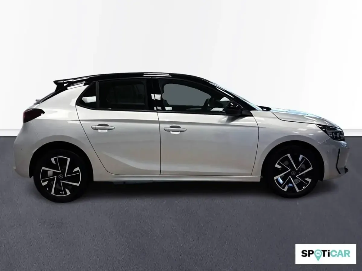 Usado Opel Corsa 100 CV (73 kW) 2025 Gris Utilitario
