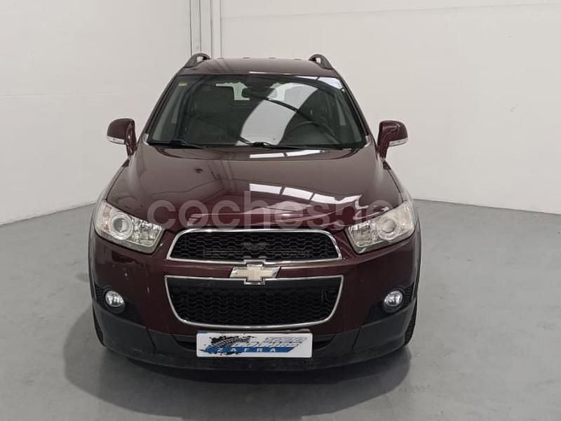 Usado Chevrolet Captiva LT 184 CV (135 kW) 2013 Granate SUV