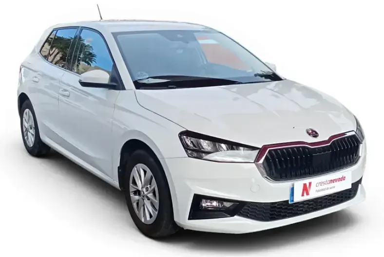 Usado Skoda Fabia Selection 80 CV (58 kW) 2024 Blanco Utilitario