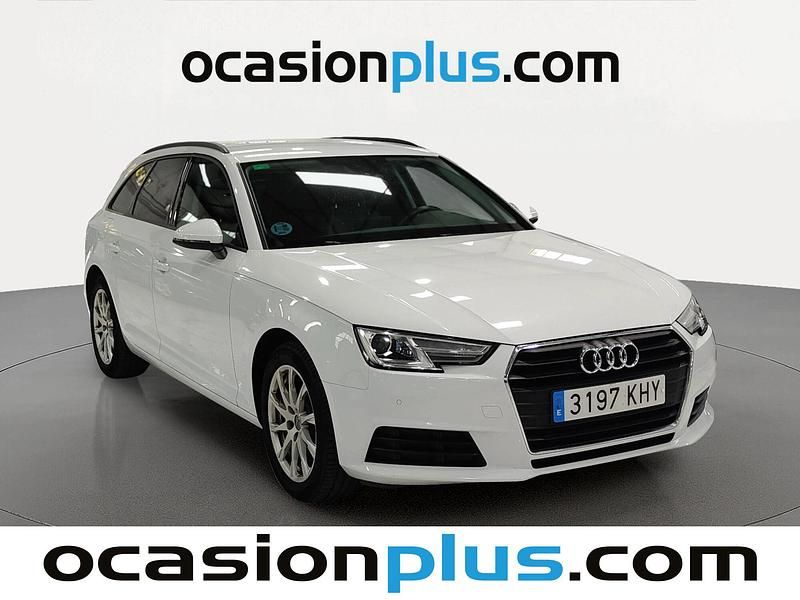 Usado Audi A4 Advanced 150 CV (110 kW) 2018 Blanco Familiar
