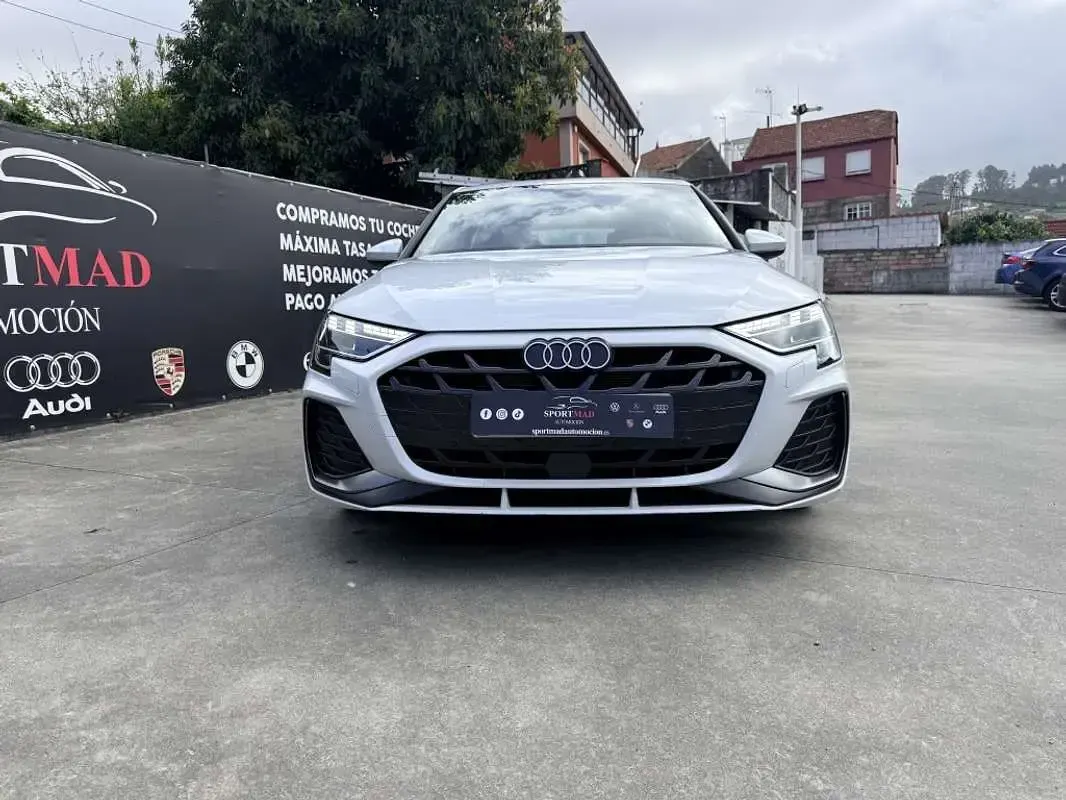 Usado Audi A3 Sportback S-Line 150 CV (110 kW) 2025 Blanco Utilitario
