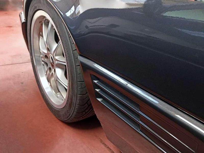 Usado Mercedes SL300 189 CV (139 kW) 1991 Gris Coupe