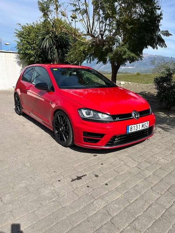 Usado VW Golf VII R 299 CV (219 kW) 2014 Rojo Utilitario