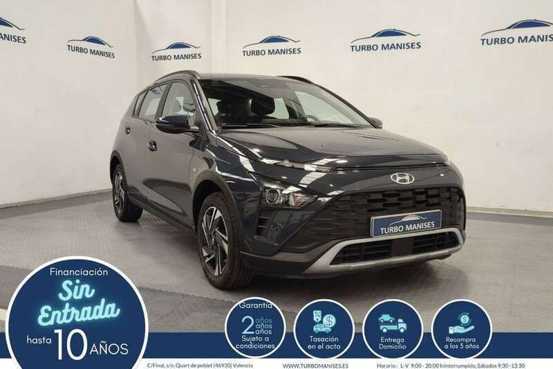 Gris Usado 2024 Hyundai Bayon SUV | 15.490 € (Un poco caro) - Imagen 1/4