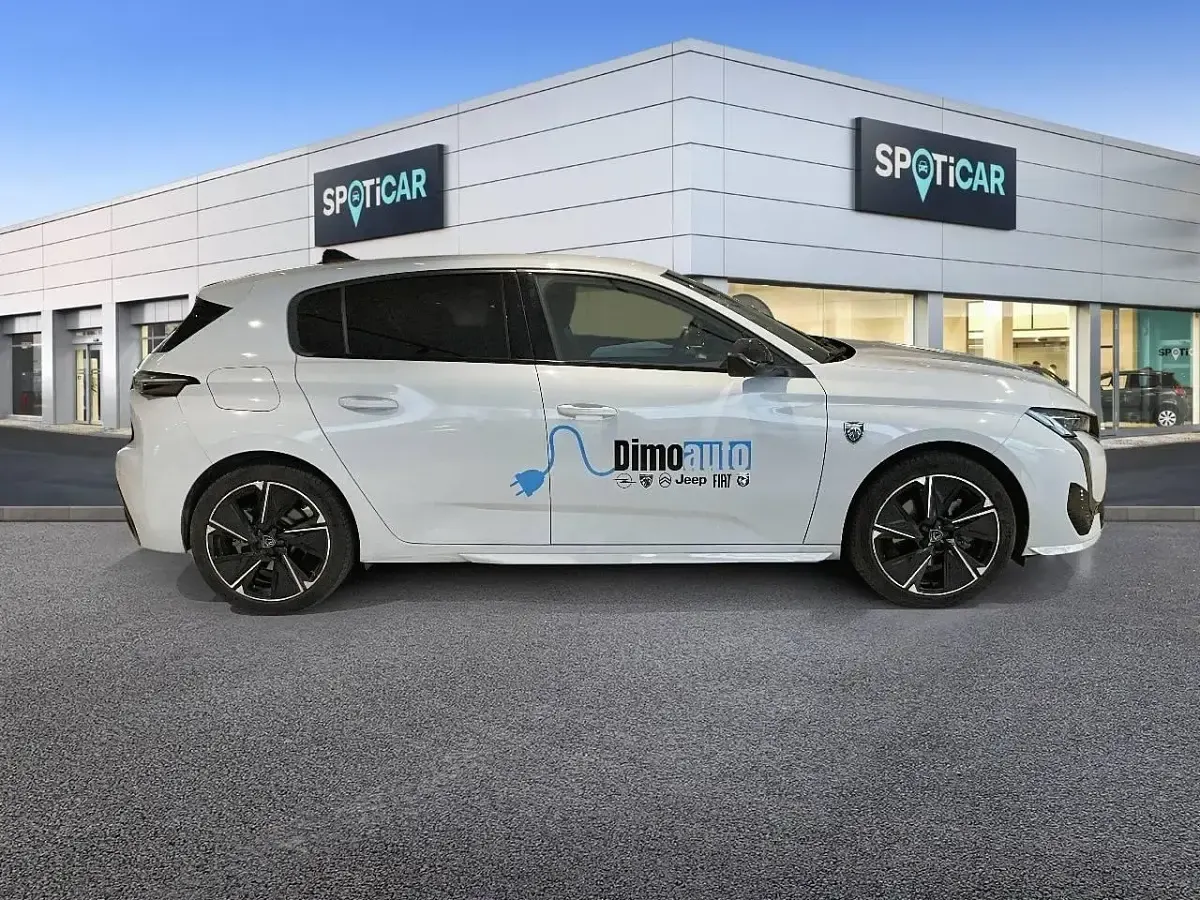Usado Peugeot e-308 GT 114 kW (156 CV) 2023 Blanco Utilitario