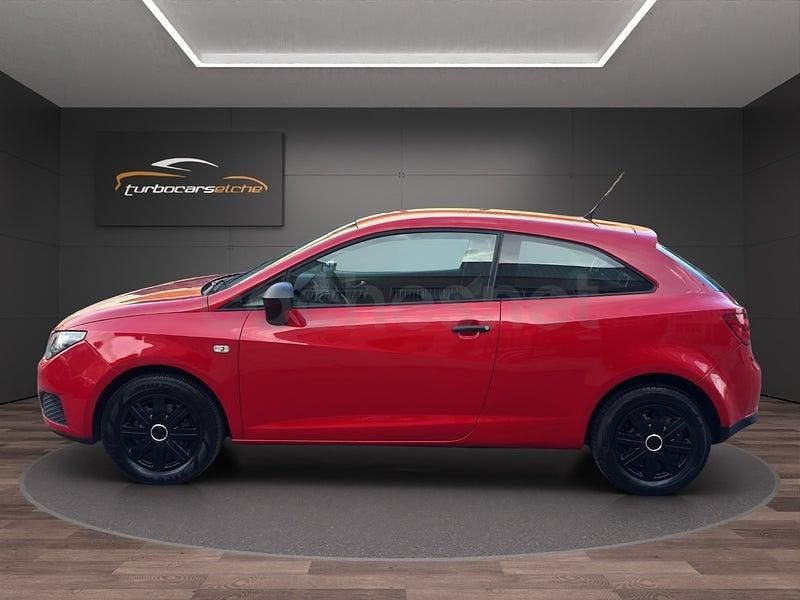 Usado Seat Ibiza SC 60 CV (44 kW) 2011 Rojo Utilitario
