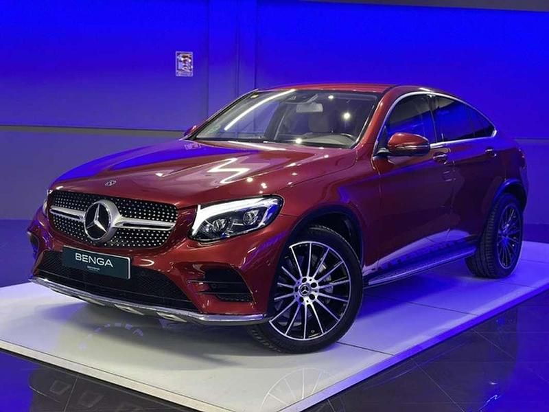 Usado Mercedes GLC250 204 CV (150 kW) 2018 Rojo Coupe