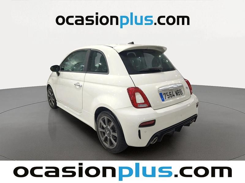 Usado Abarth 595 165 CV (121 kW) 2022 Blanco Utilitario