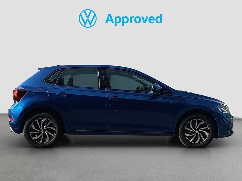 Usado VW Polo Life 95 CV (69 kW) 2022 Azul Utilitario