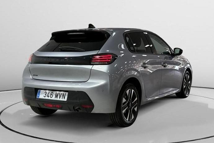 Usado Peugeot 208 Allure 101 CV (74 kW) 2024 Utilitario