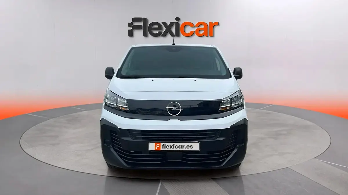Usado Opel Vivaro 120 CV (88 kW) 2025 Blanco Monovolumen