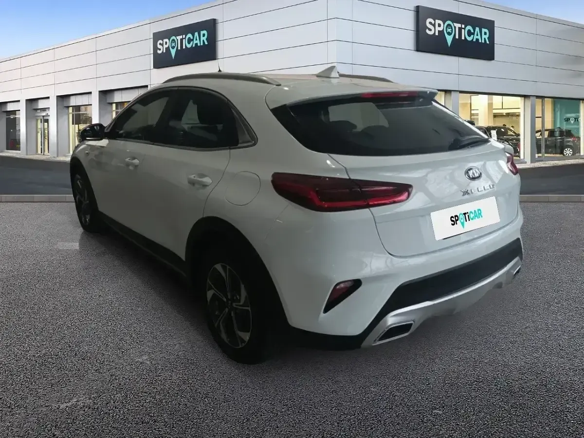 Usado Kia XCeed 120 CV (88 kW) 2021 Blanco SUV