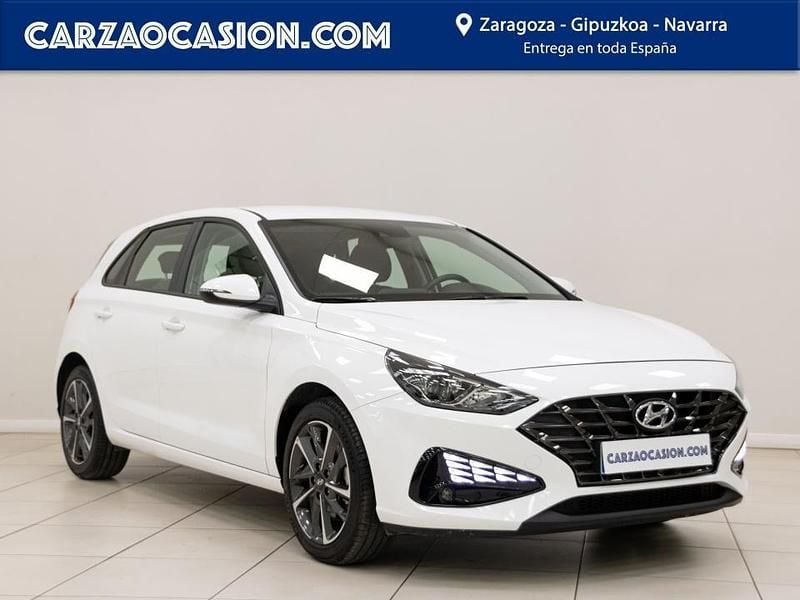 Otro Usado 2024 Hyundai i30 Berlina | 17.900 € (Precio justo) - Imagen 1/4
