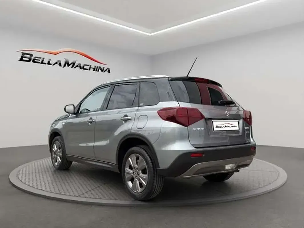 Usado Suzuki Vitara GLX 140 CV (102 kW) 2023 Gris SUV