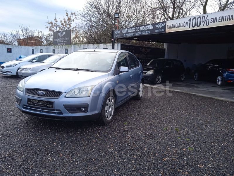 Gris / plata Usado 2007 Ford Focus Trend Berlina | 4600 € (Un poco caro) - Imagen 1/4