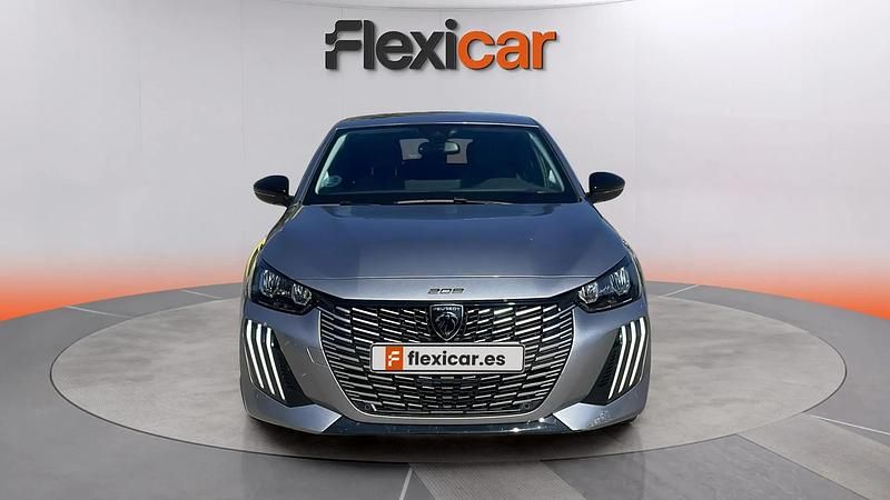Usado Peugeot 208 Allure 102 CV (75 kW) 2024 Gris Utilitario