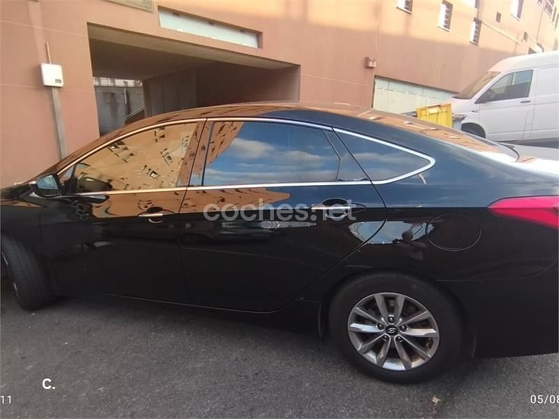 Negro Usado 2015 Hyundai i40 Berlina | 7700 € (Buen precio) - Imagen 1/4