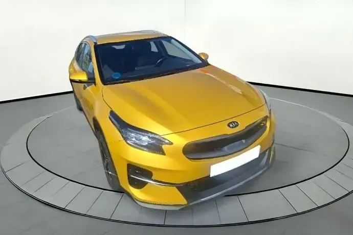 Usado Kia XCeed 141 CV (103 kW) 2021 Amarillo SUV