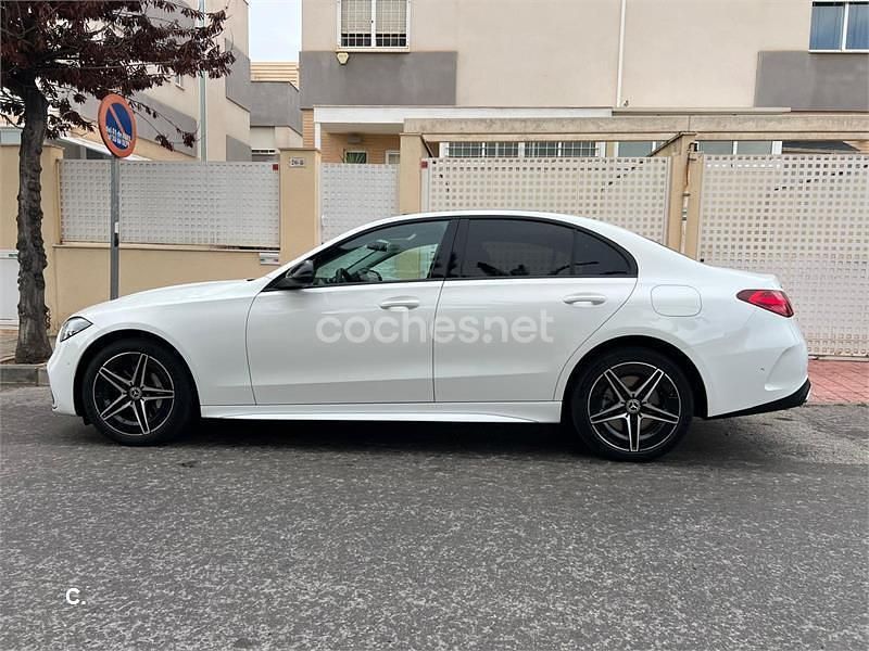 Usado Mercedes C300e 313 CV (230 kW) 2024 Blanco Berlina